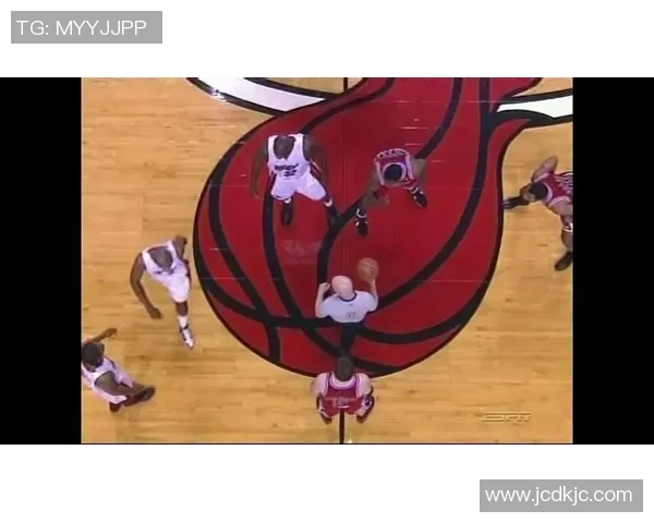 2013年NBA季后赛热火与公牛首场对决精彩回顾与赛后分析