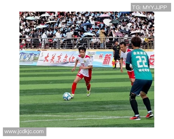 八月一日广州恒大迎战富力精彩对决期待激情四溢的足球盛宴