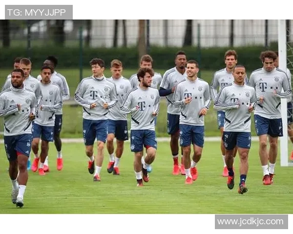 多特蒙德与沙尔克04激战正酣谁能在德比中笑到最后